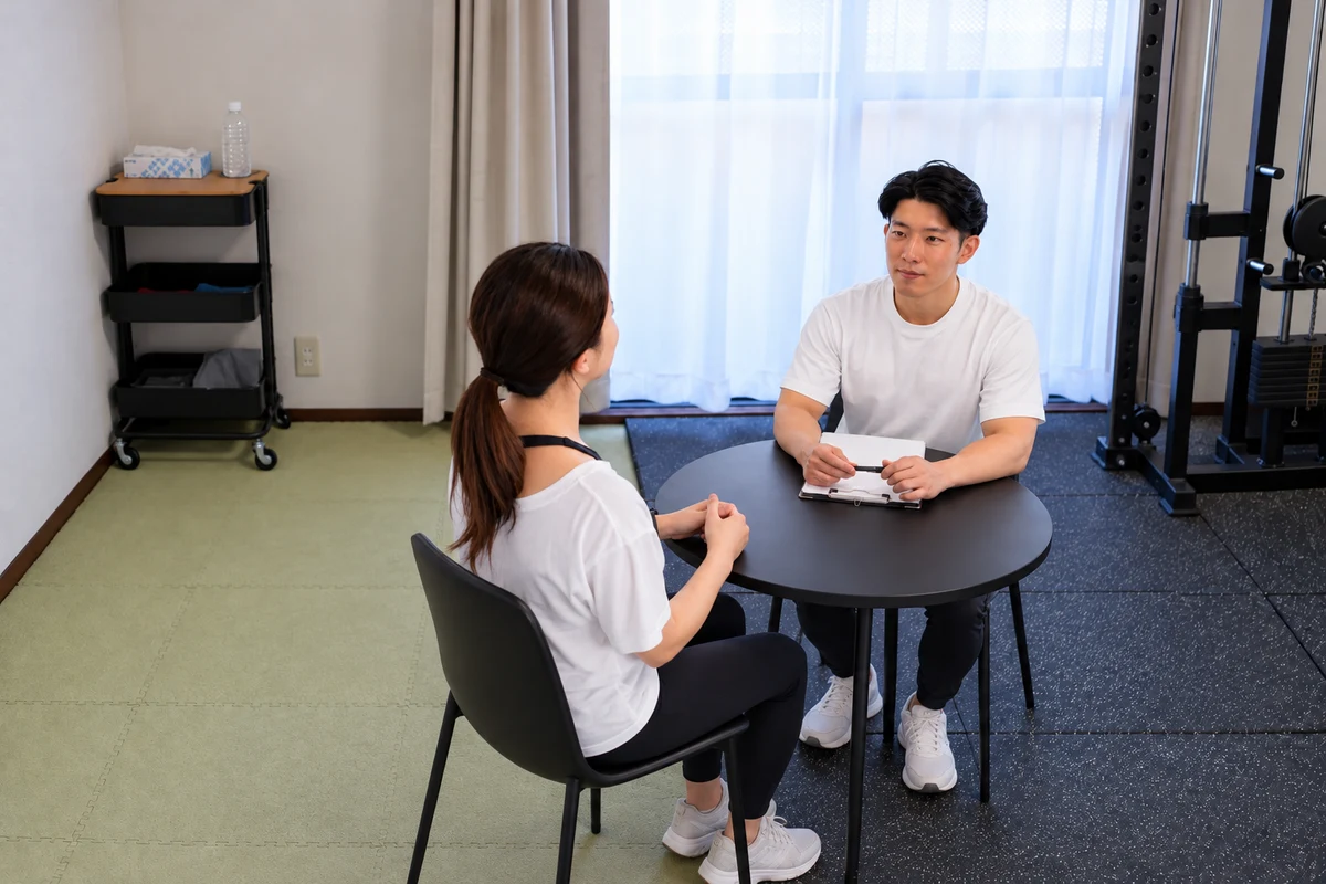 三井トレーナーによるカウンセリングのイメージ